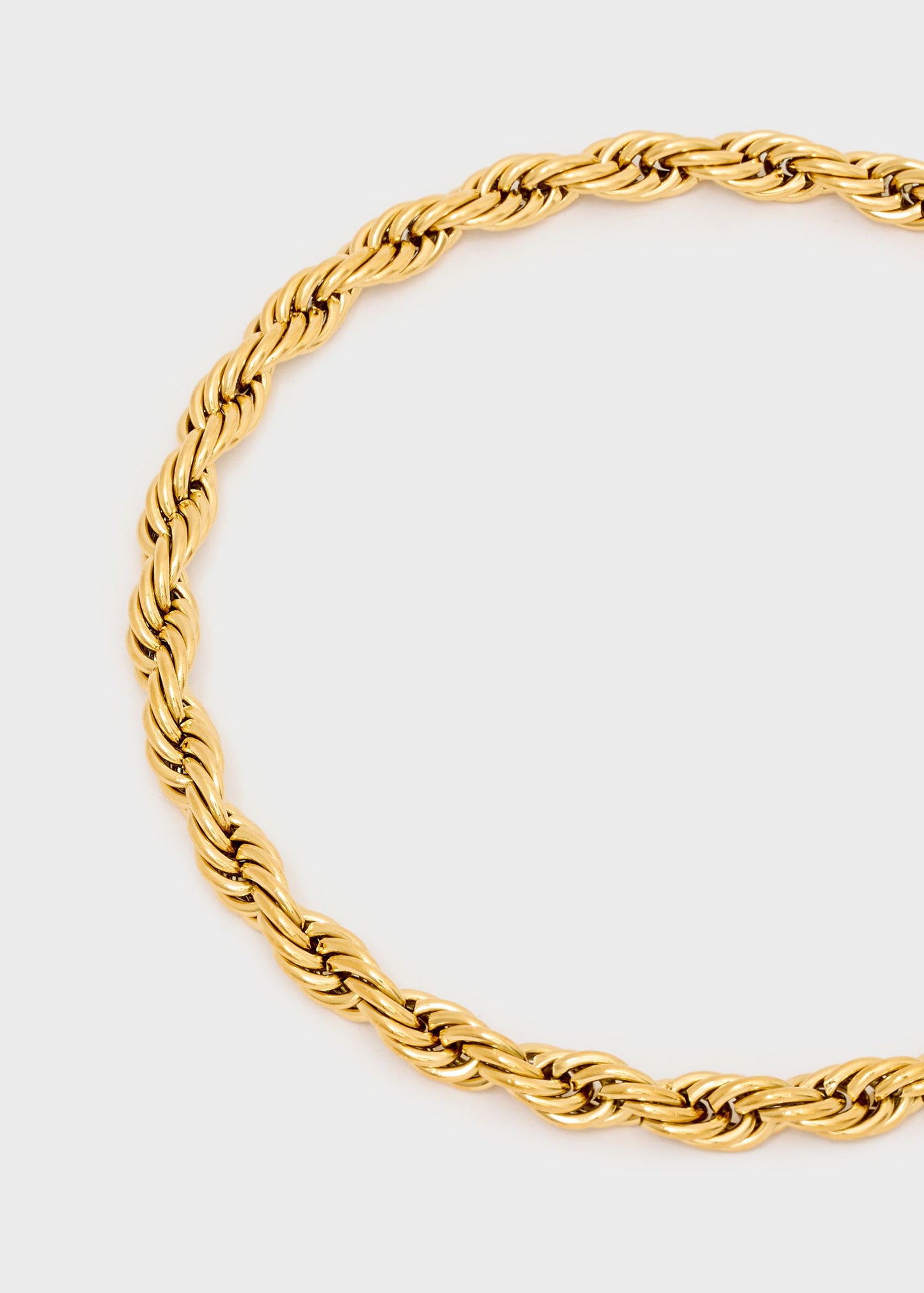 Collana con catene intrecciate in acciaio