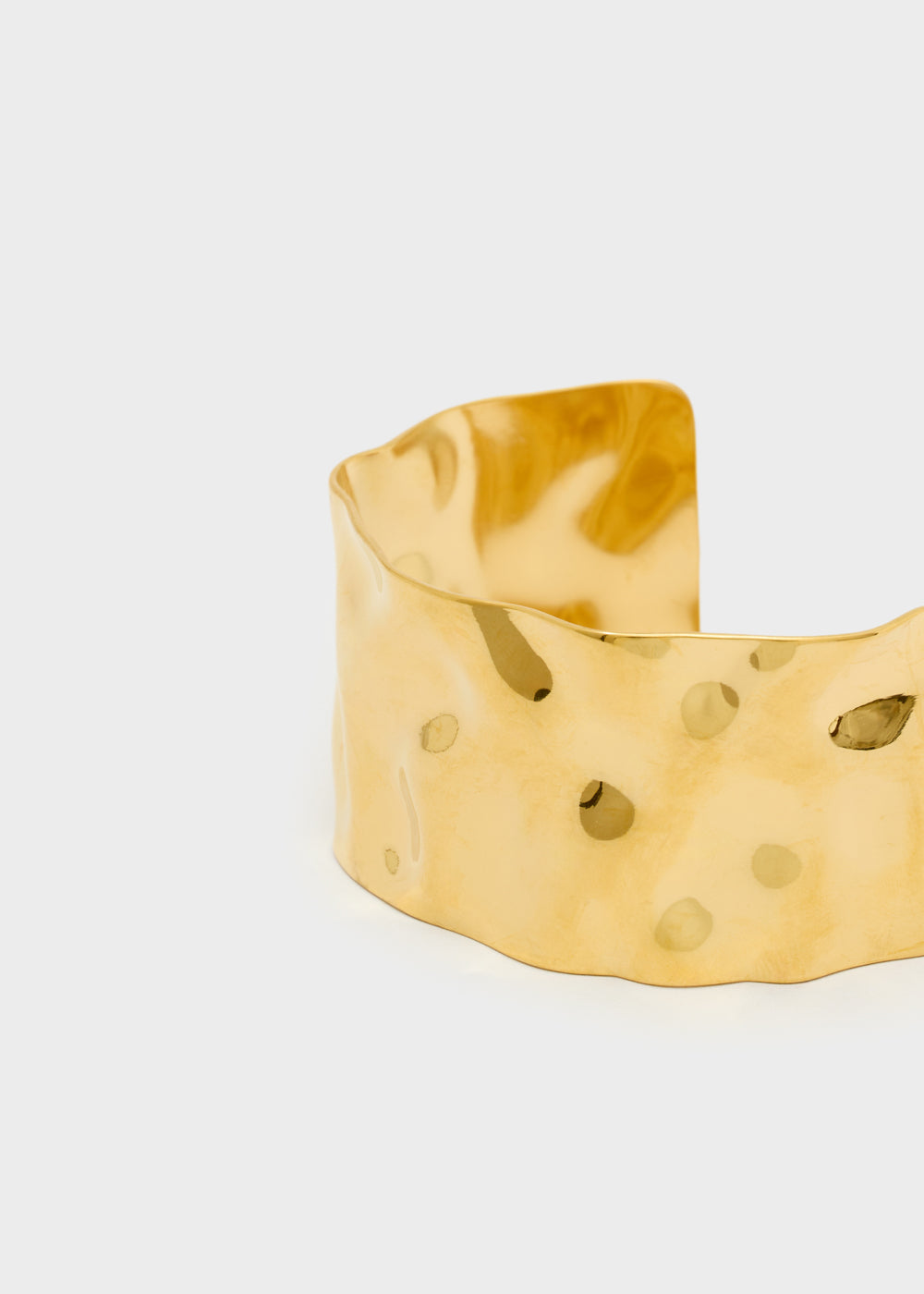 Bracciale martellato aperto in acciaio