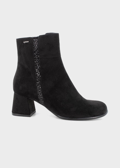 Heeled ankle boots