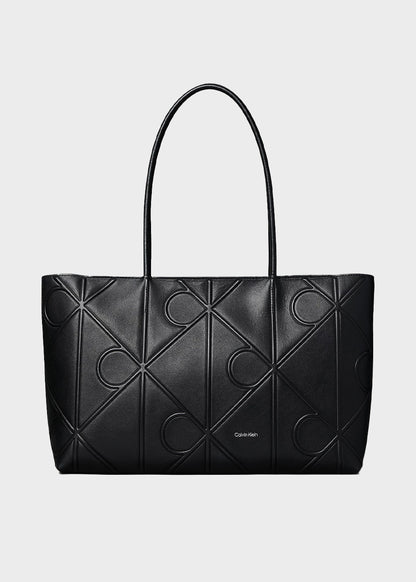 Tote bag with all-over monogram logo print