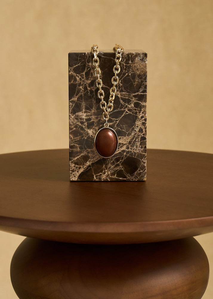 Collana Cleo con pietra pendente marrone