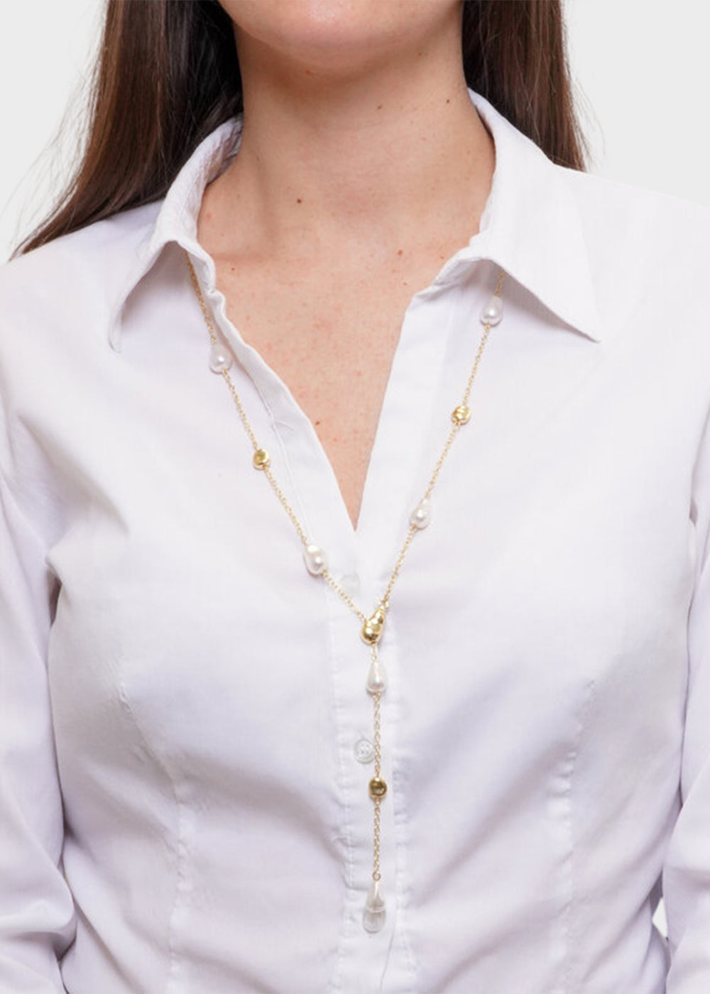 Collana lunga in Metallo color oro con perle irregolari