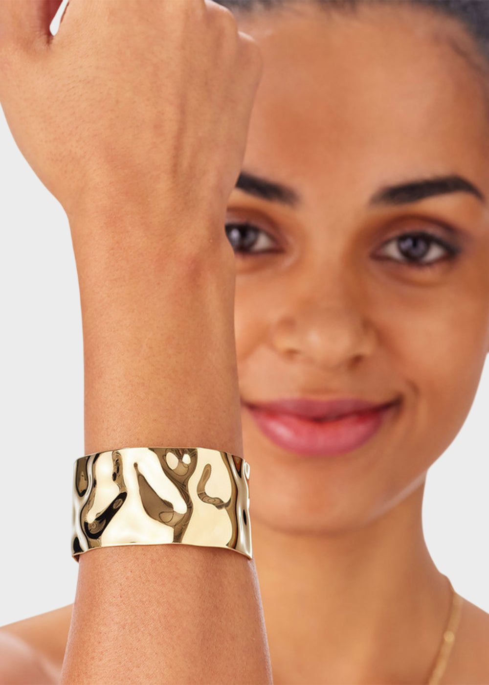 Bracciale rigido Emotion in acciaio con finitura pvd oro 14K