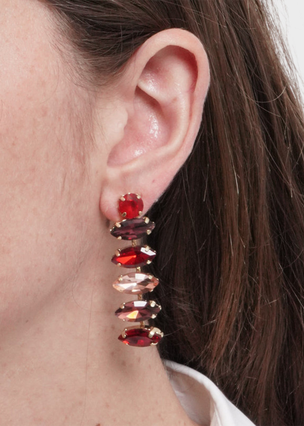 Orecchini pendenti in Metallo color oro con pietre rosse