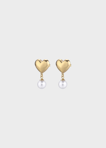 Orecchini pendenti Stellar in acciaio a forma di cuore con finitura pvd oro 14K e perle di conchiglia
